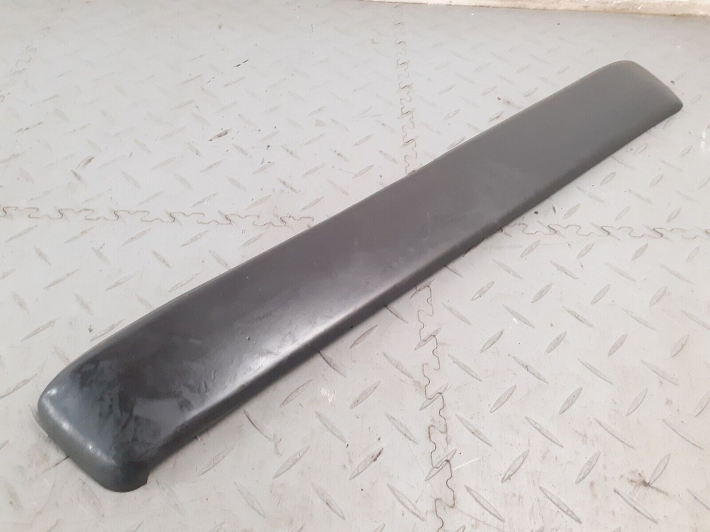 JAGUAR XJ6 XJ12 LEFT LH REAR SERIES 3 BUMPER RUBBER CORNER COVER BAC2516 TRIM