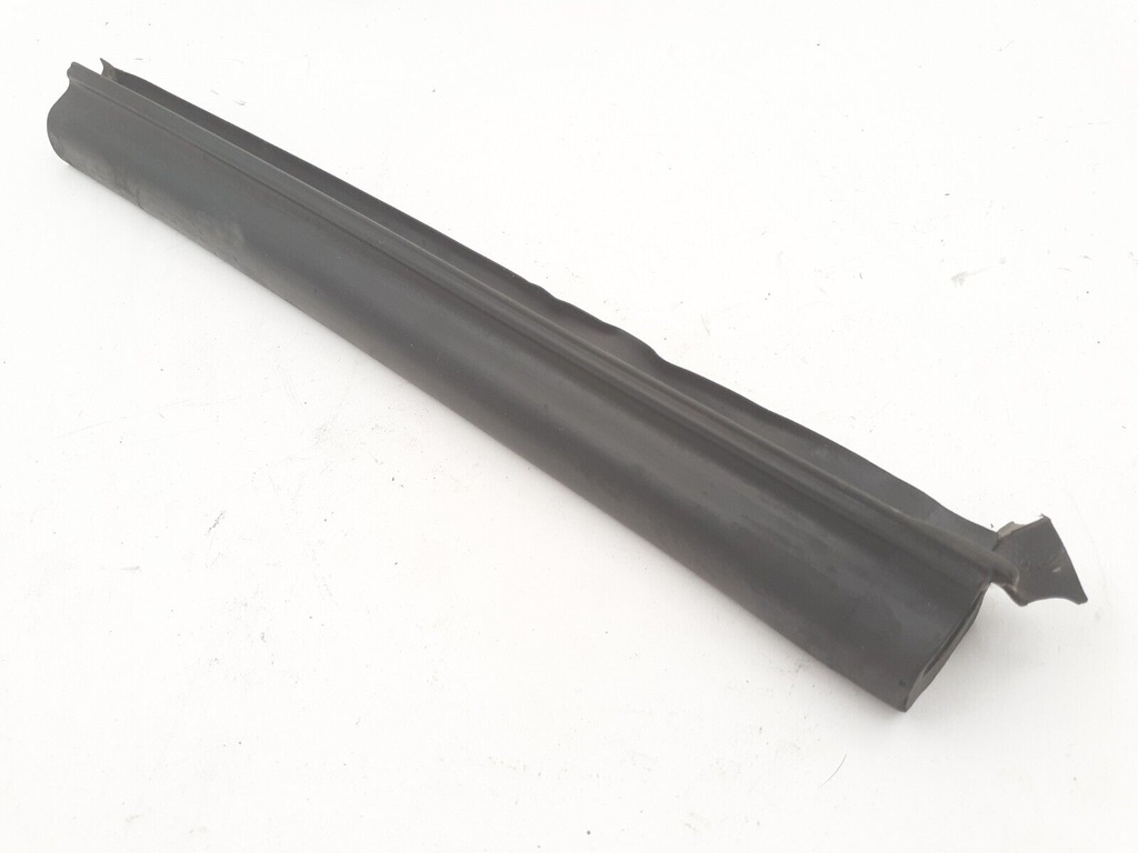 JAGUAR XJS CONVERTIBLE RH RIGHT FRONT MAIN DOOR RUBBER ROOF SEAL BEC9676