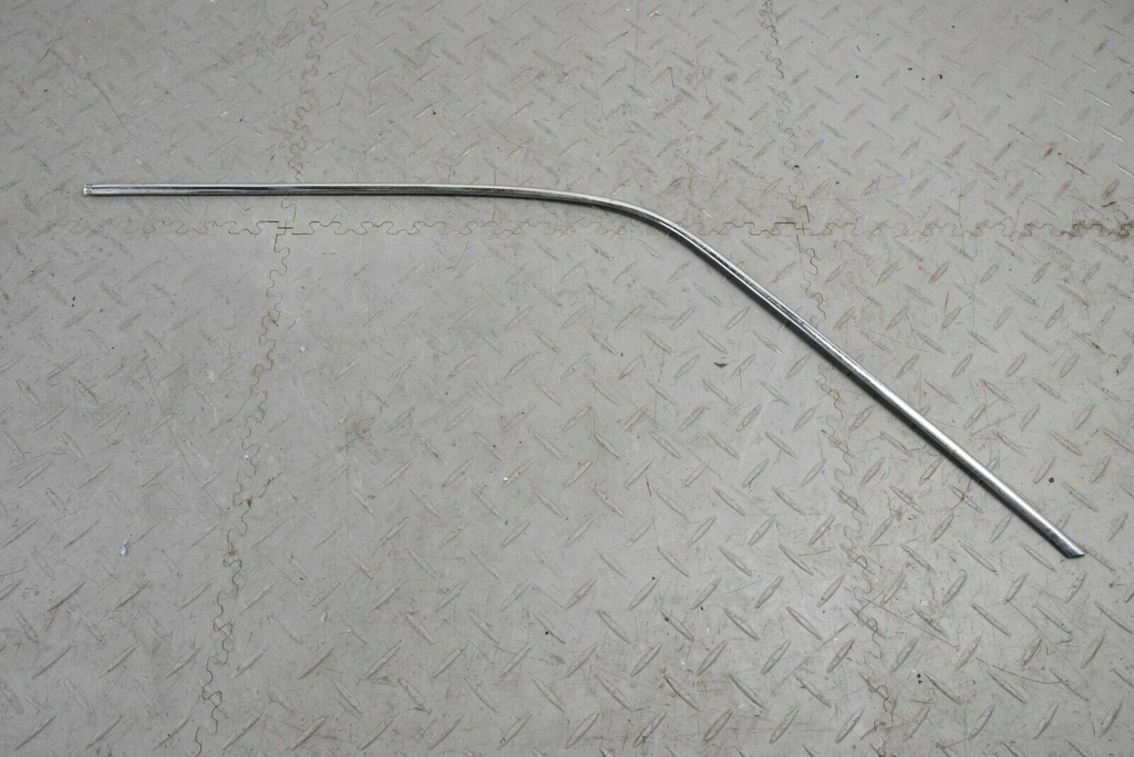 JAGUAR DAIMLER SERIES S1 XJ XJ12 BRIGHT FRONT RIGHT TOP GUTTER CHROME BD31841 RH