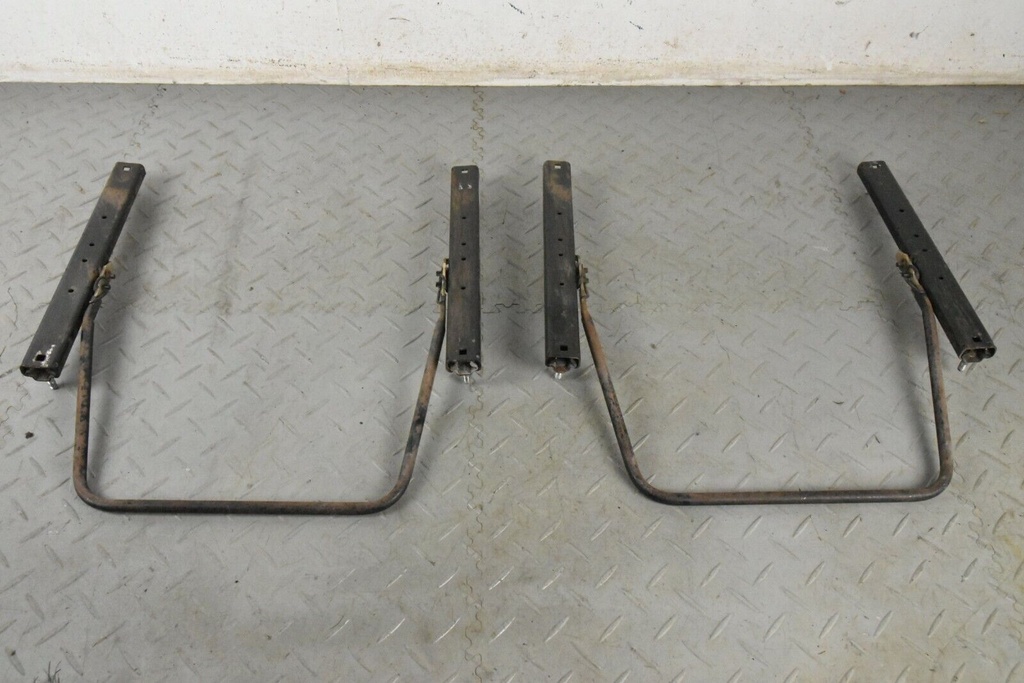 PAIR OF JAGUAR SERIES 2 S2 MANUAL SEAT SLIDERS  MECHANISM BASE RUNNERS BAC1808 9