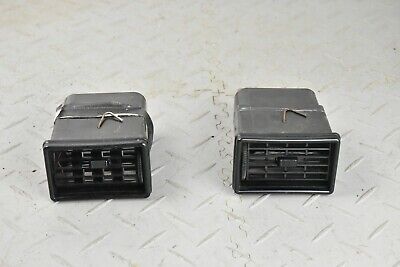 PAIR OF JAGUAR XJ6 XJ12 SERIES 3 FRONT CENTRE FACIA DASHBOARD AIR VENT BAC1587