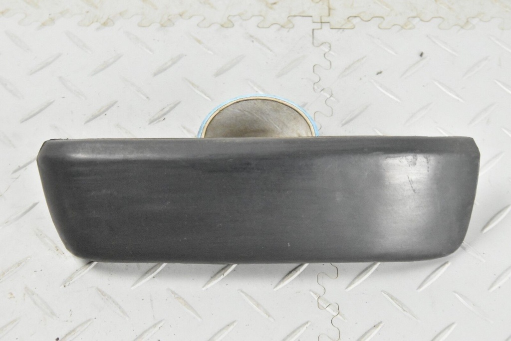 JAGUAR XJ6 XJ12 RIGHT RH FRONT SERIES 3 BUMPER RUBBER CORNER BAC1344 TRIM