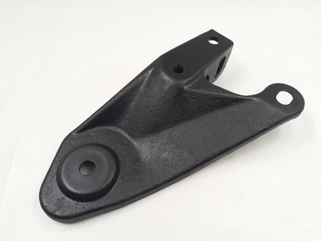 REAR A FRAME JAGUAR XK8 XKR COUPE SUBFRAME RIGHT SIDE FOOT SUPPORT BRACKET PLATE