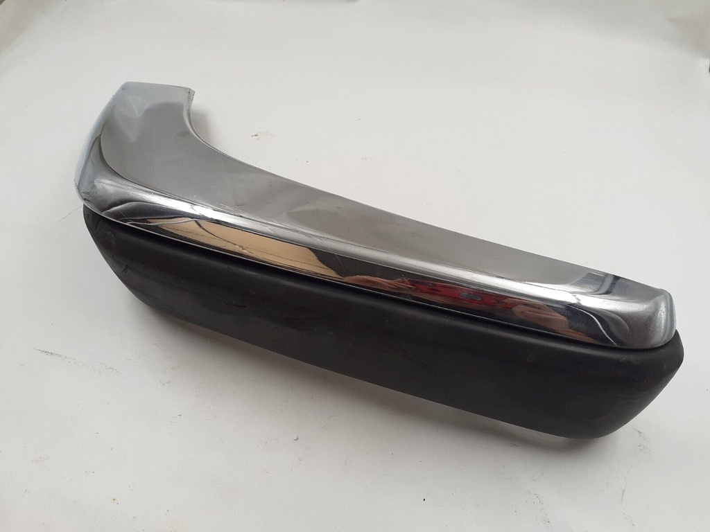 FRONT LEFT CORNER CHROME JAGUAR XJS BUMPER PASSENGER SIDE BLADE RUBBER LEFTHAND