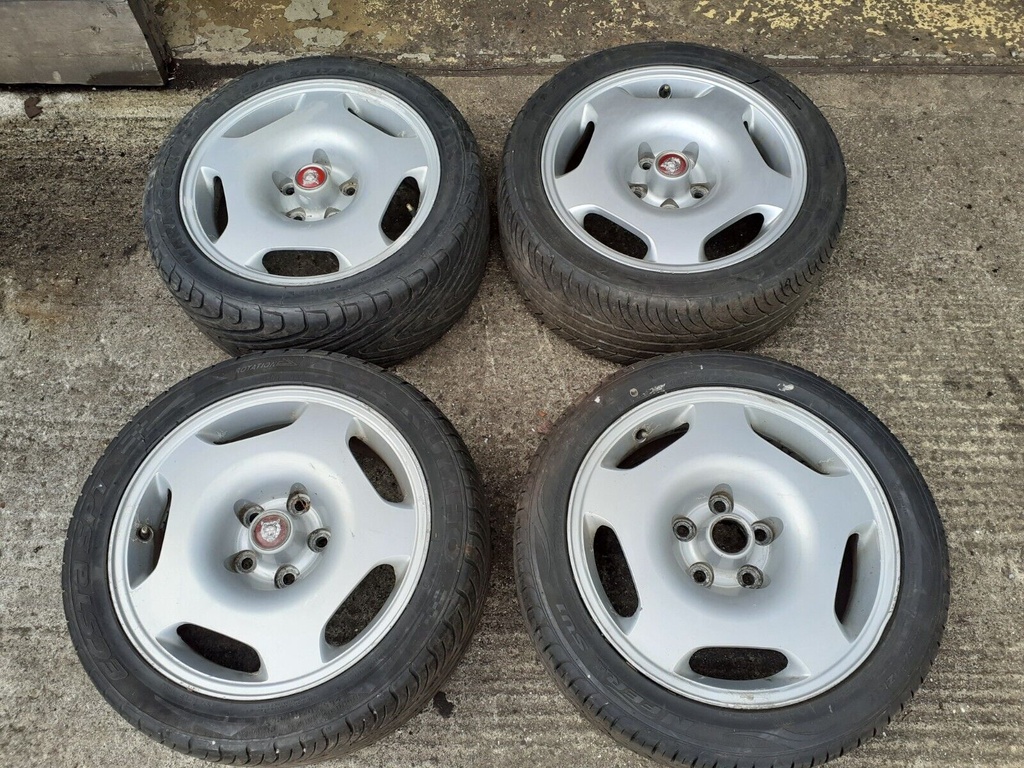 GENUINE SUPERCHARGED PAINTED ALLOY WHEELS JAGUAR 8JX17INCHX33MM MNA6116AA