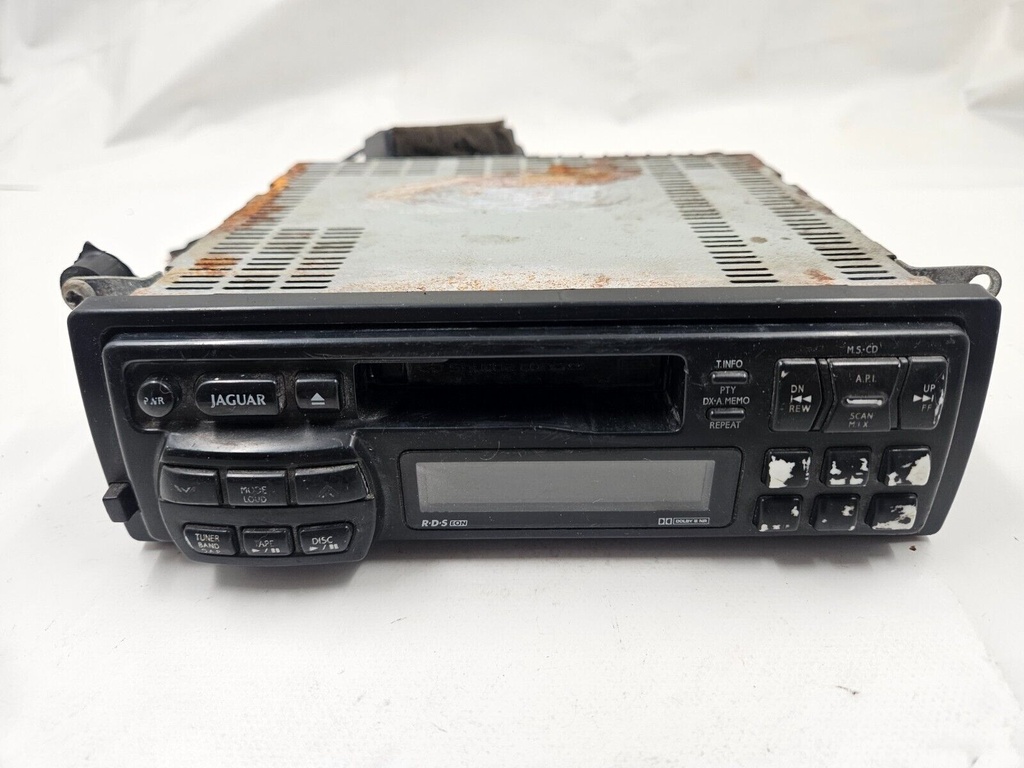 RADIO CASSETTE STEREO JAGUAR XJS LATE FACELIFT FM PLAYER HEAD UNIT LHE4100AA