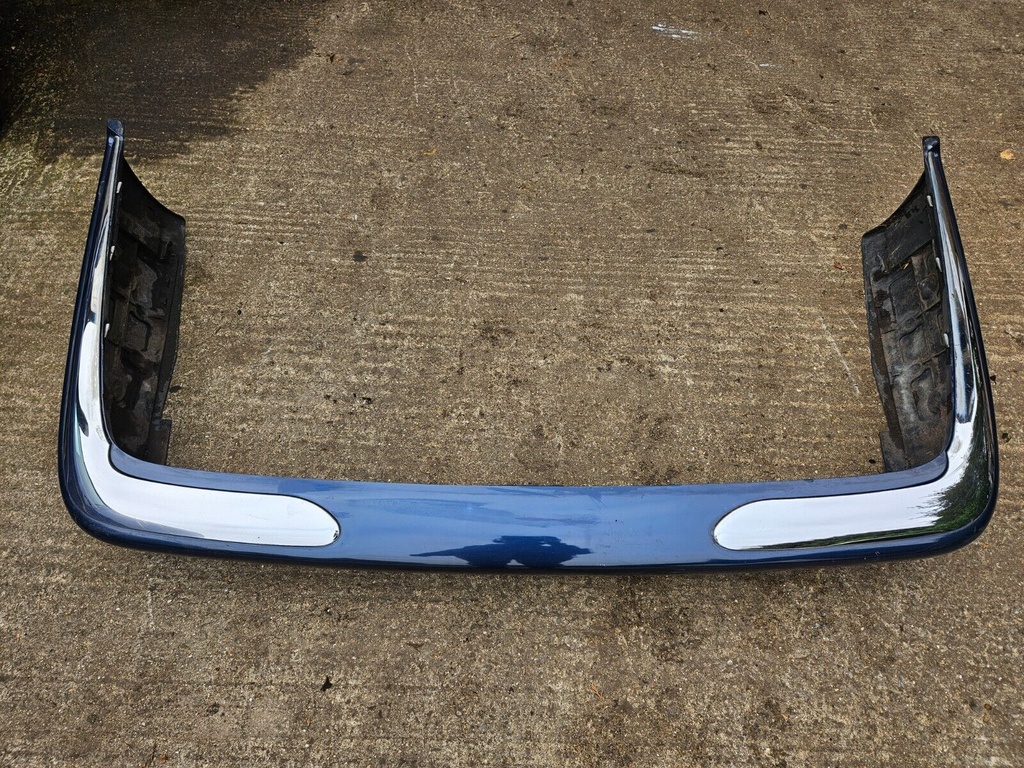 REAR BUMPER JAGUAR X308 XJ8 SKIN END BUMPER COVER LESS PARKING SENSORS AID