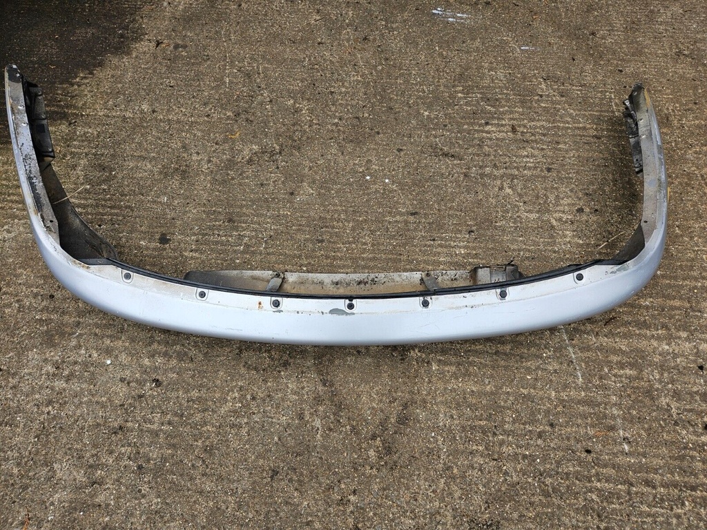 JAGUAR XK8 XKR REAR BUMPER LATE 2001-2004 SKIN END X100 V8