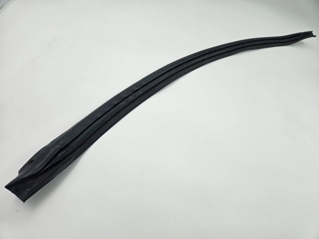 HEADER SEAL JAGUAR XJS FACELIFT TOP WINDSCREEN ROOF TRIM WEATHERSTRIP BEC25501