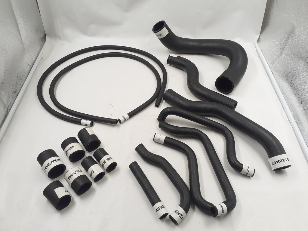 JAGUAR XJ12 SERIES 3 LATE SERIES 2 WATER COOLANT HOSE KIT