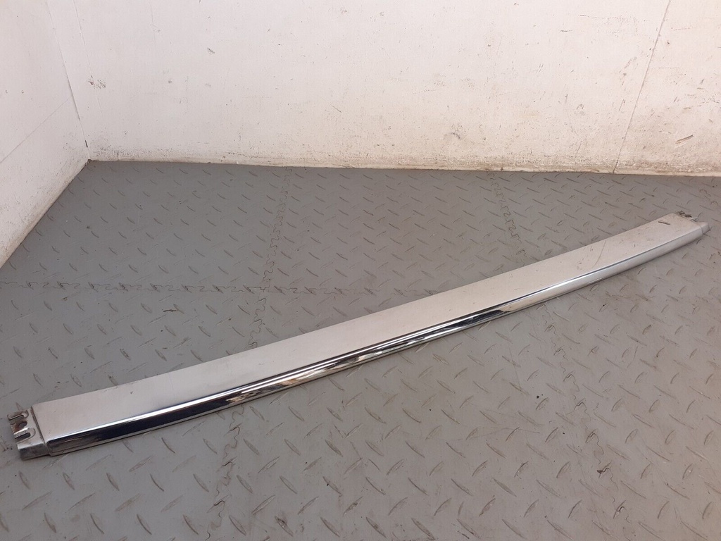 JAGUAR SERIES 3 S3 XJ6 XJ12 REAR CENTRE CHROME TRIM BLADE FINISHER BBC5181