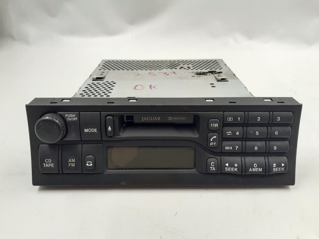 JAGUAR XK8 XKR X100 RADIO CASSETTE TAPE PLAYER UNIT CONTROLS LJD4100AA USED