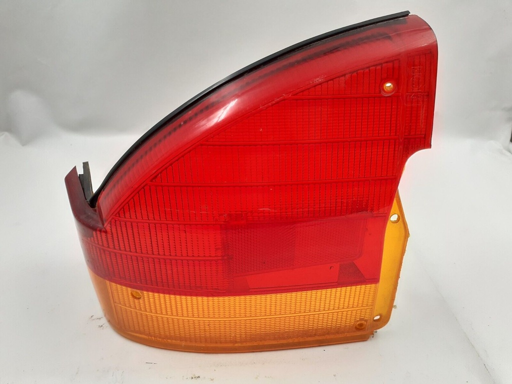 ORIGINAL JAGUAR XJS REAR NEARSIDE LEFT PASS REAR TAIL LIGHT LAMP CLUSTER LENS