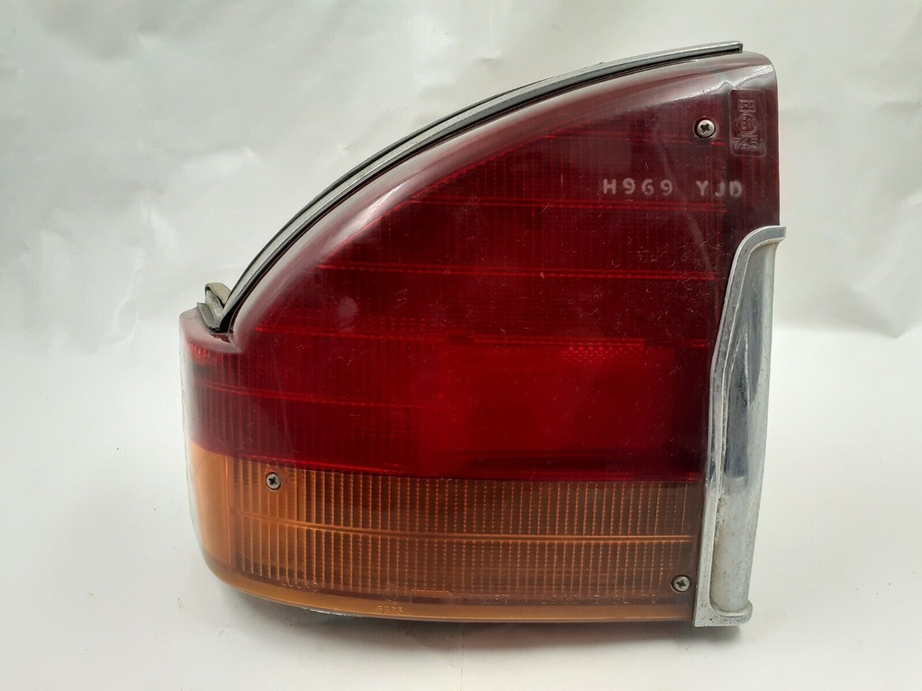 JAGUAR XJS NEARSIDE LEFT HAND SIDE N/S REAR LAMP LIGHT CLUSTER LENS DAC5585