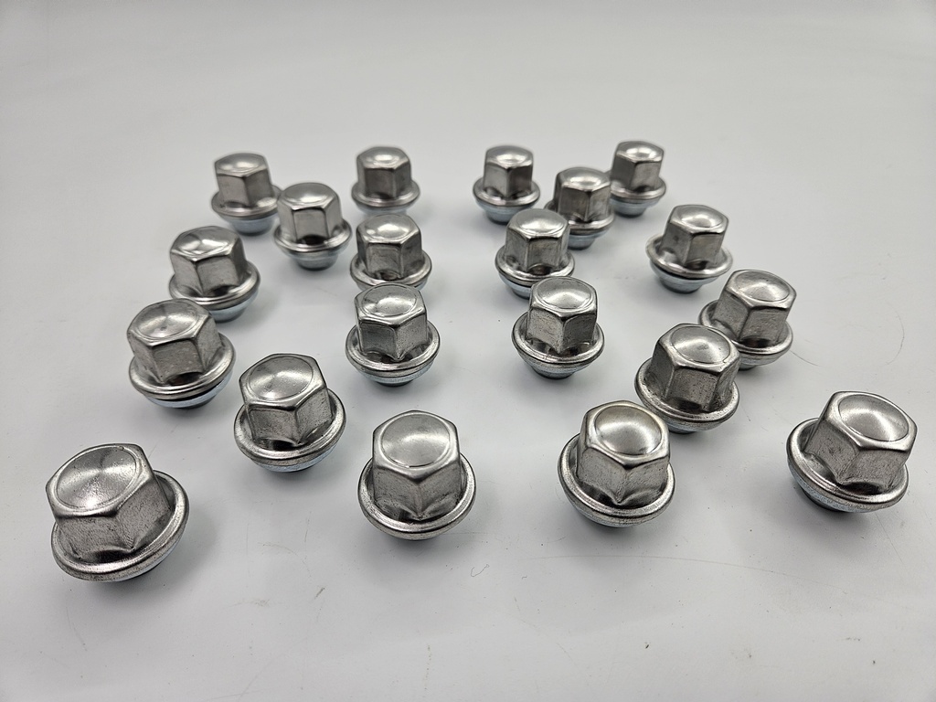 SET  1/2" UNF DOMED WHEEL NUT SHORT STAINLESS STEEL CAP