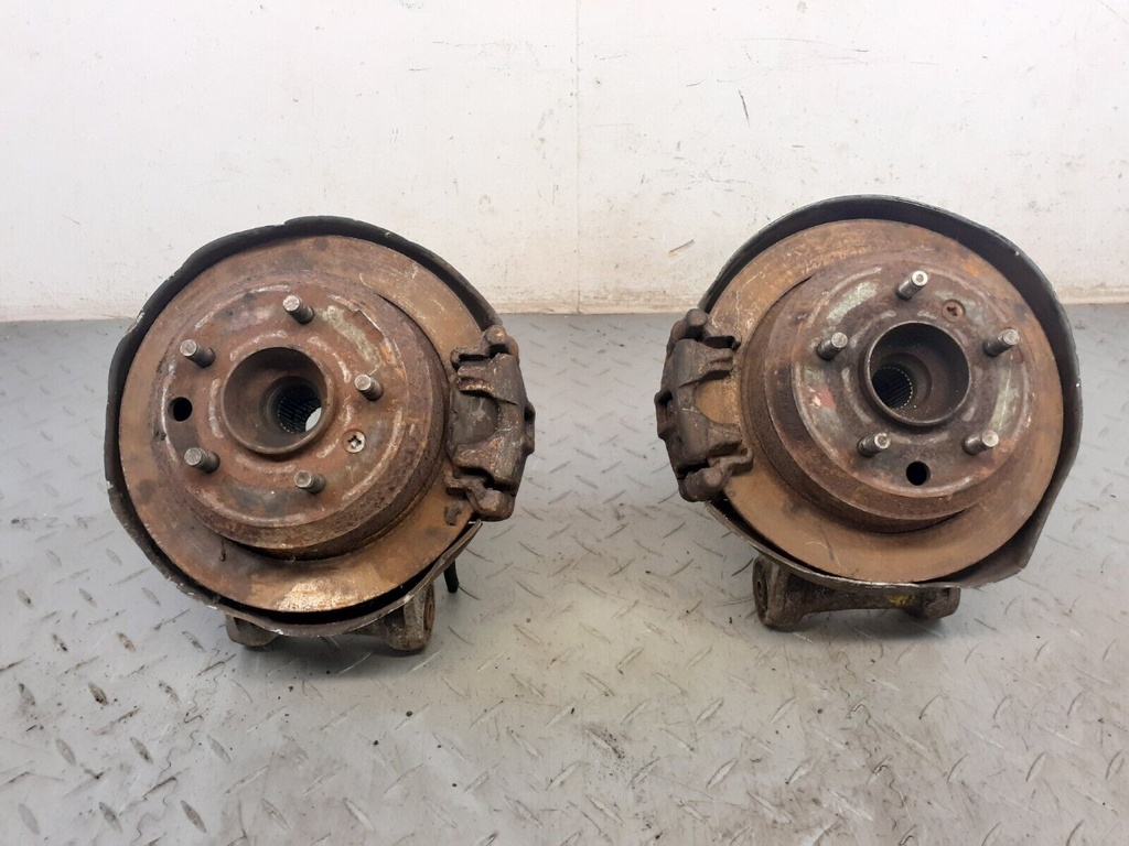 JAGUAR EARLY XJ40 GIRLING BRAKES HUBS AXLE PAIR LEFT RIGHT UNITS SPARES REPAIRS