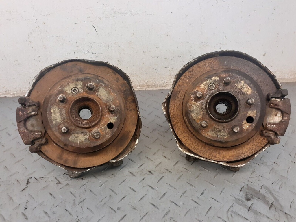 JAGUAR EARLY XJ40 GIRLING BRAKES HUBS AXLE PAIR LEFT RIGHT UNITS SPARES REPAIRS