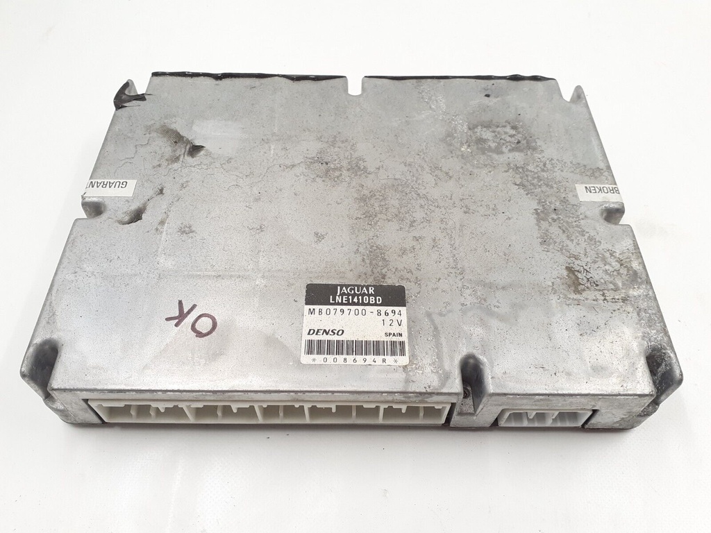 JAGUAR X100 XK8 ENGINE CONTROL UNIT ECU MODULE LNE1410BD DENSO 12V 079700-8694