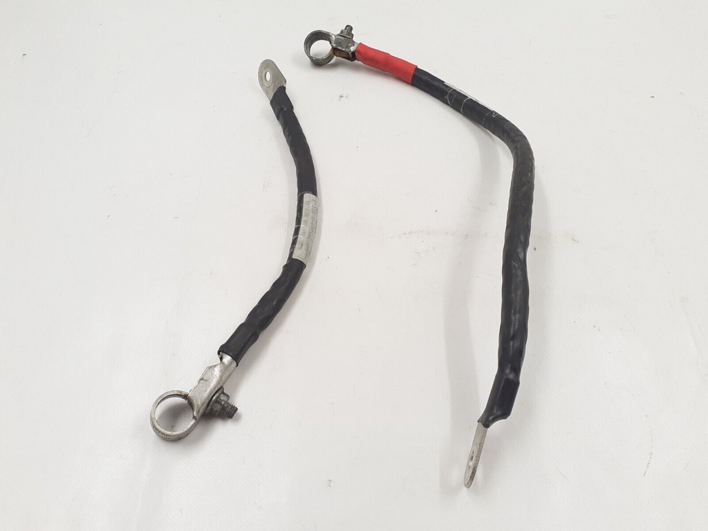 JAGUAR X100 XK8 XJ8 X308 PAIR OF NEGATIVE + POSITIVE BATTERY CABLE LEADS FIXINGS