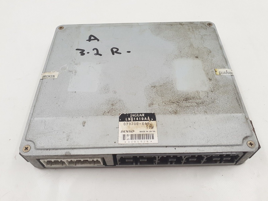 JAGUAR XJ8 X308 ENGINE CONTROL UNIT ECU MODULE LNC1410AA DENSO 12V 079700-849