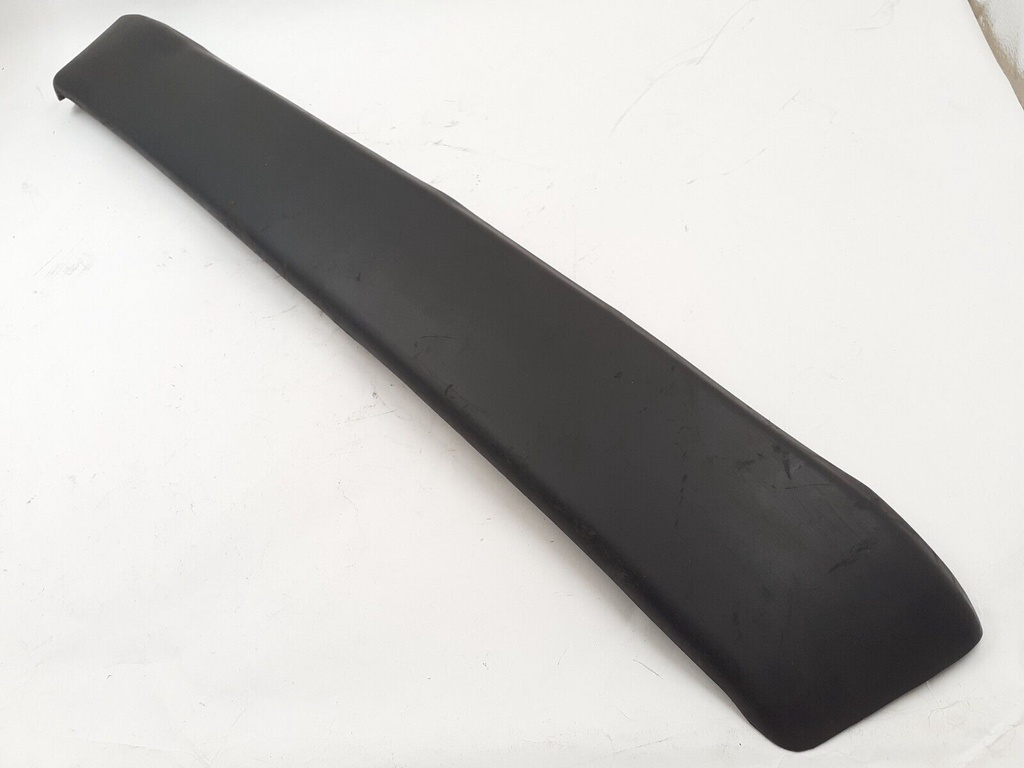 JAGUAR XJ6 XJ12 LEFT LH REAR SERIES 3 BUMPER RUBBER CORNER COVER BAC2516 TRIM