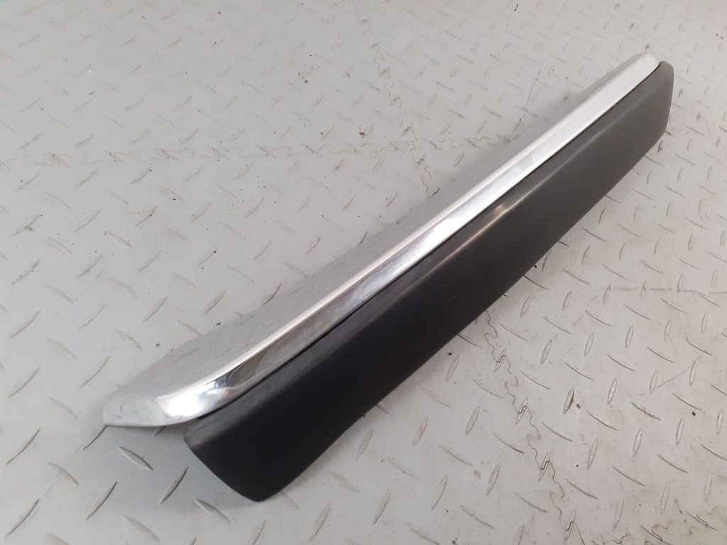 JAGUAR SERIES 3 XJ6 XJ12 BACK BUMPER RIGHT RH REAR CHROME BLADE CORNER TRIM