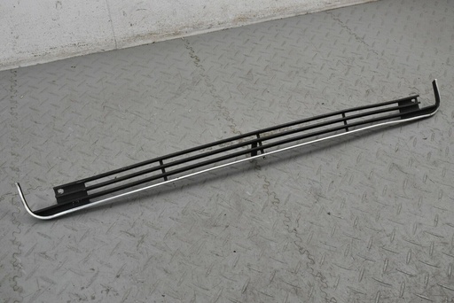 [-1UP3766] JAGUAR DAIMLER SERIES 3 XJ6 XJ12 UNDER CENTRE TRIM LOWER GRILL METAL BAC2479