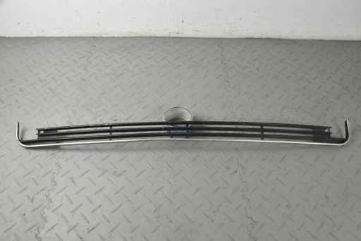 [-1UP2918] JAGUAR DAIMLER SERIES 3 XJ6 XJ12 UNDER CENTRE TRIM LOWER GRILL METAL BAC2479