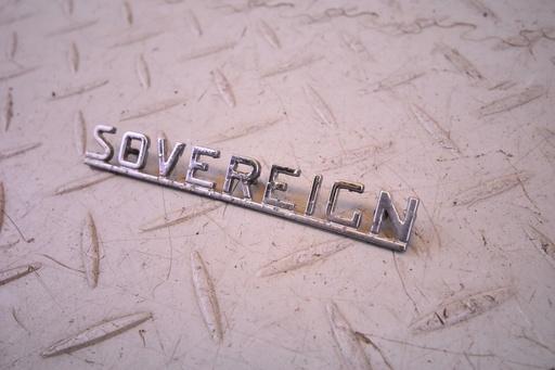 [-PR1117] JAGUAR XJ6 REAR SERIES 1 SOVEREIGN BADGE EMBLEM 4.2 LITRE BOOT LID BACK SCRIPT