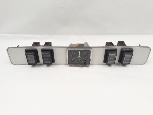 [-8194 HH] CENTRE CONSOLE CLOCK AND BUTTONS EARLY JAGUAR XJS PRE HE FASCIA CONTROLS TRIM