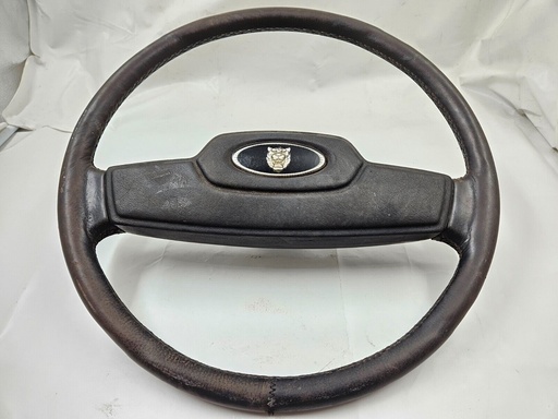 [-8497 J7] BLACK STEERING WHEEL JAGUAR XJS AND SERIES 3 EARLY NON TILT COLUMN USED