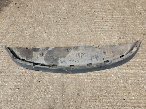 [BEC13168-8659 YR] JAGUAR XJS HE FRONT SPOLIER UNDER TRAY SPLITTER PLINTH EXTERIOR FITTING USED