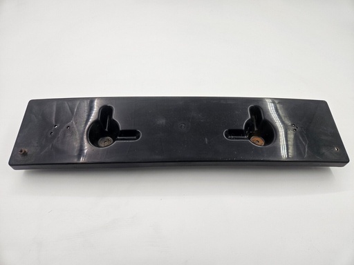 [HJA6458BB-8689 HH] JAGUAR XK8 XKR X100 96-06 FRONT BUMPER NUMBER PLATE CENTRE MOUNT HJA6458BB