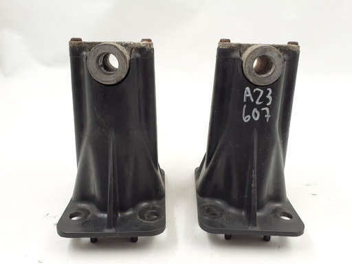 [HJA6471AA-7800 J8] JAGUAR X100 XK8 XKR FRONT BUMPER MOUNTS BACK BRACKET PAIR USED HJA6471AA