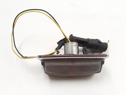 [DBC3323-7736 HHB2] JAGUAR XJ40 EARLY DIRECTIONAL WING INDICATOR SIDE REPEATER LAMP LIGHT USED