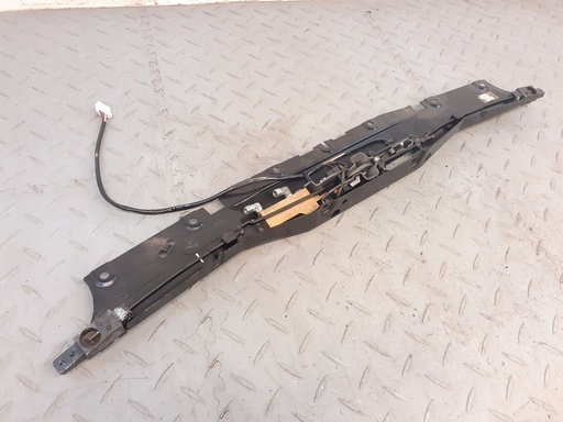 [HJB8226AA-7348 HH] JAGUAR XK8 XKR X100 CONVERTIBLE TOP ROOF MECHANISM HOOD LATCH PLATE ASSEMBLY