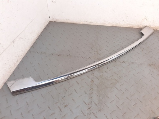 [BCC3435-6658 J7] JAGUAR XJS HE PRE FACELIFT FRONT BUMPER CENTRE CHROME EXTERIOR FINISHER BLADE