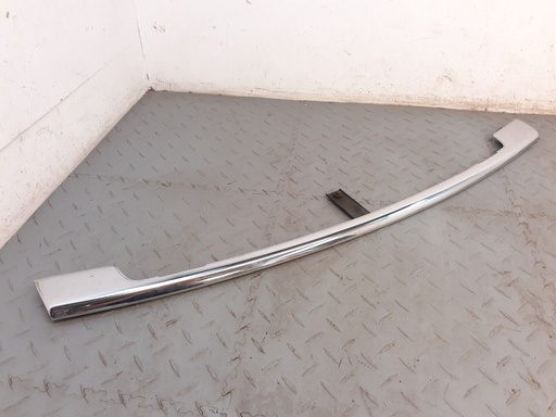 [BCC3435-6643 J7] JAGUAR XJS HE FRONT BUMPER CENTRE CHROME FINISHER BLADE BCC3435 PRE FACELIFT