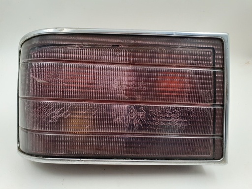 [DBC12197-5928 H5] JAGUAR XJ6 XJ40 XJ81 REAR LEFT BACK LIGHT LAMP RED LENS BRAKE INDICATOR CHROME