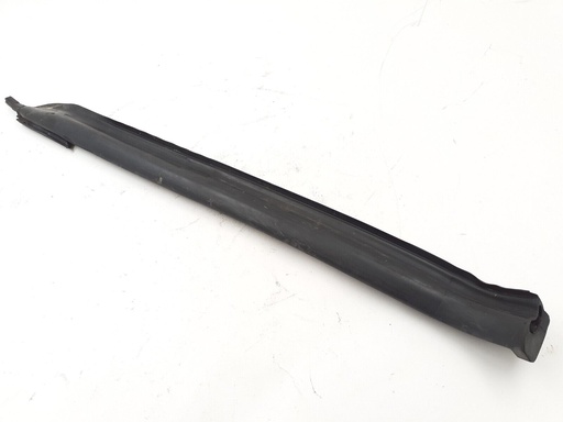 [BEC9677-5764 H8] JAGUAR XJS CONVERTIBLE LH LEFT A POST ROOF HOOD WINDOW CHANNEL DOOR SEAL